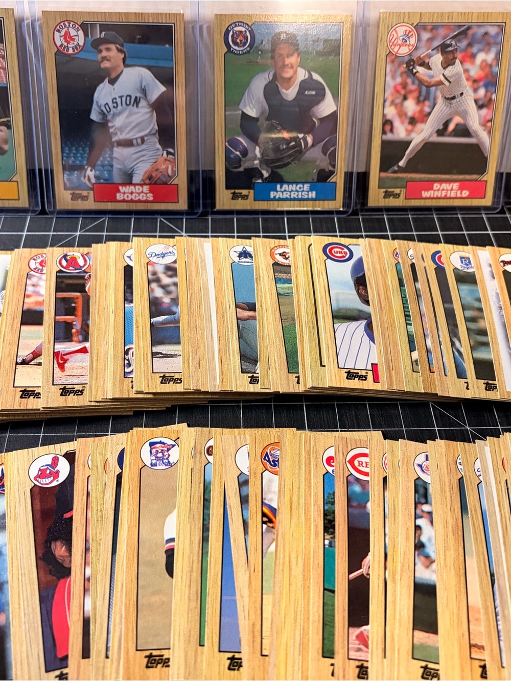 Vintage 1987 Topps Baseball Card Lot - Mint Condition